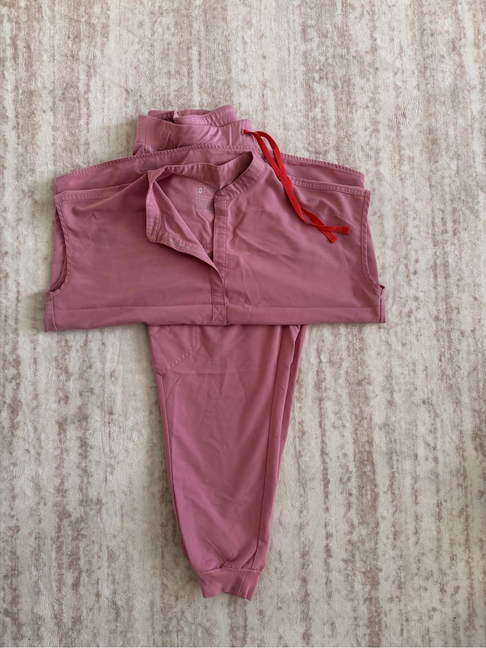 Women’s Chalk Pink Set with Red Drawstring